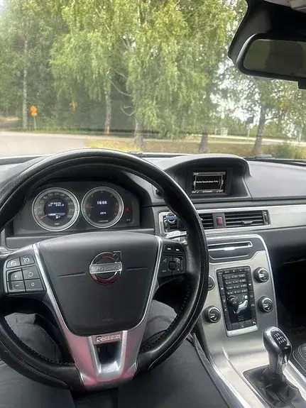 Volvo V70 2013 photo 4