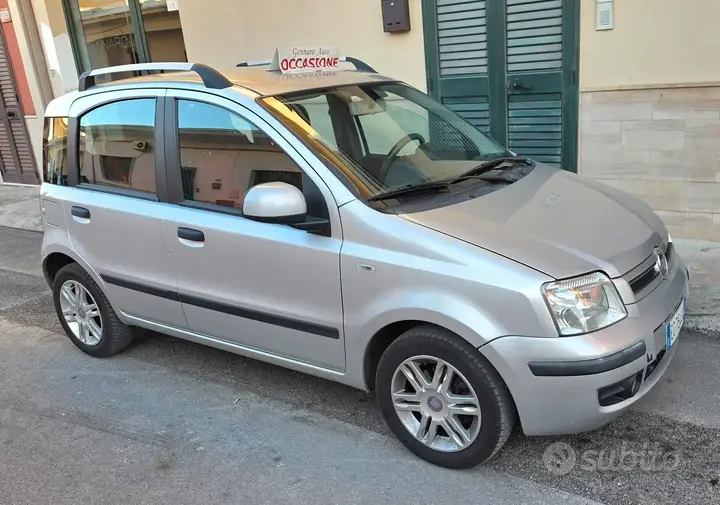 Fiat Panda 2010 photo 2