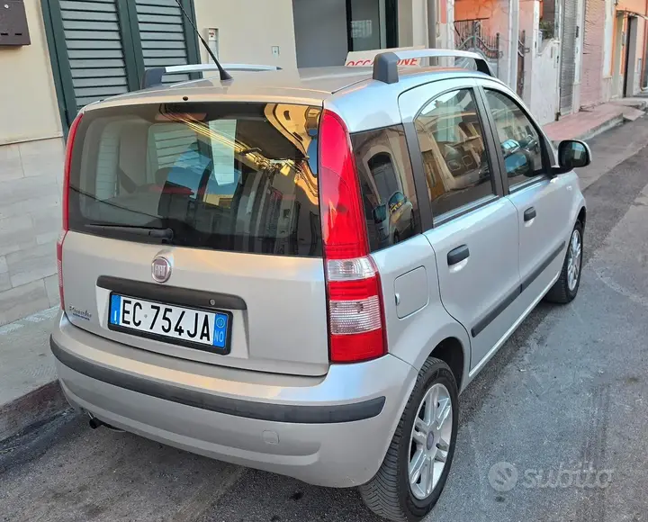 Fiat Panda 2010 photo 4