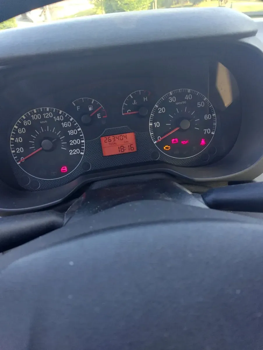 Fiat Punto 2006 photo 3