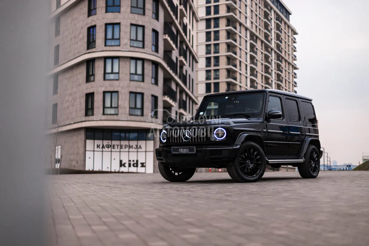 Mercedes-Benz G 400