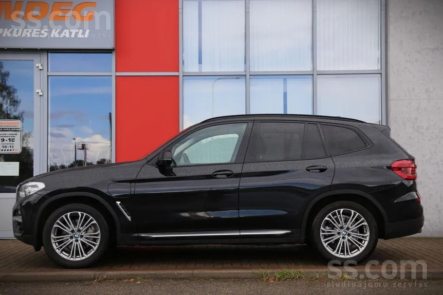 BMW X3 2020 photo 2