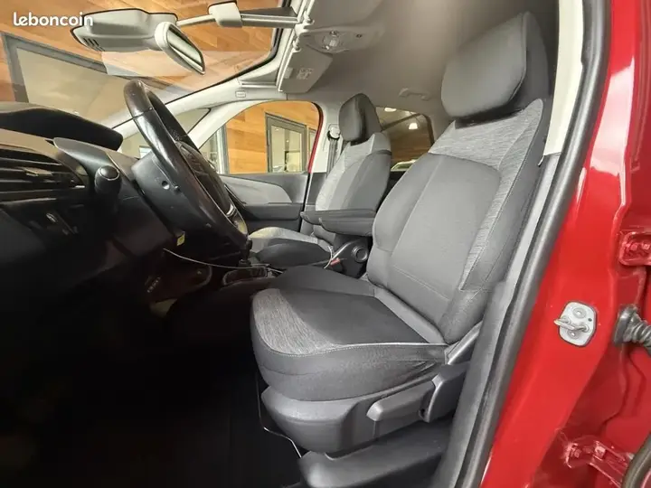 Citroen C4 Picasso 2017 photo 5