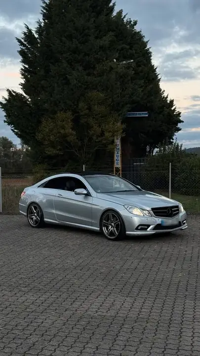 Mercedes-Benz E 350 Cgi