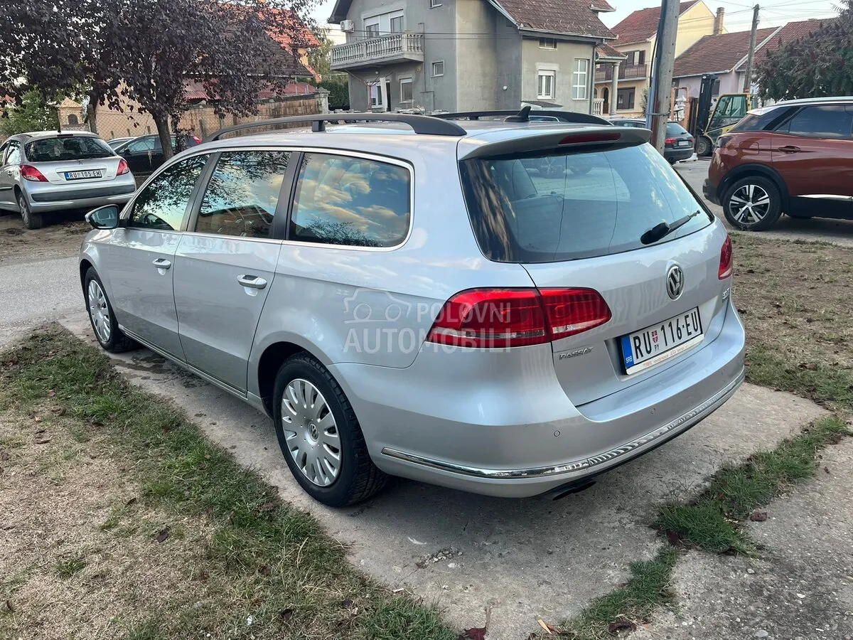 Volkswagen Passat 2010 photo 5