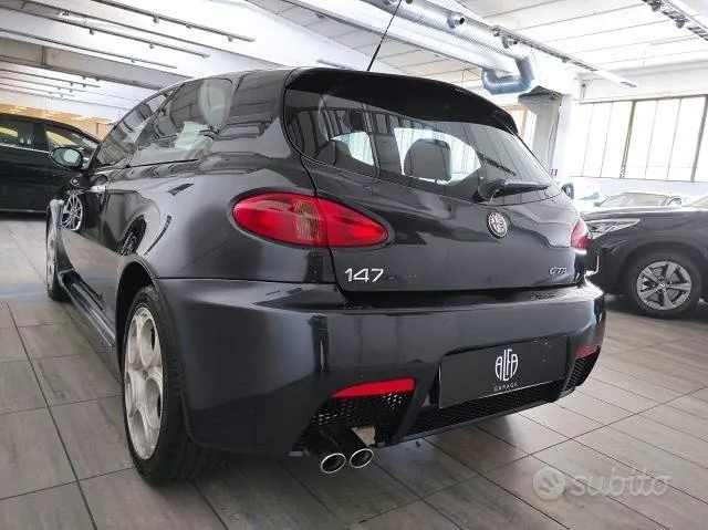 Alfa Romeo 147 2003 photo 4
