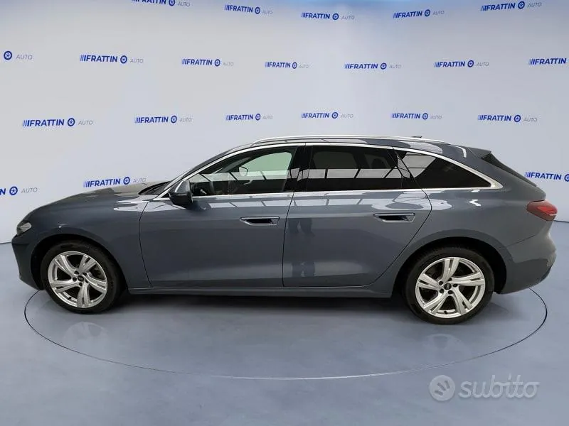 Audi A5 Avant 2025 photo 2