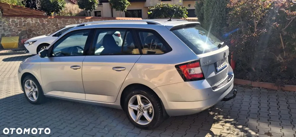 Skoda Fabia 2016 photo 4