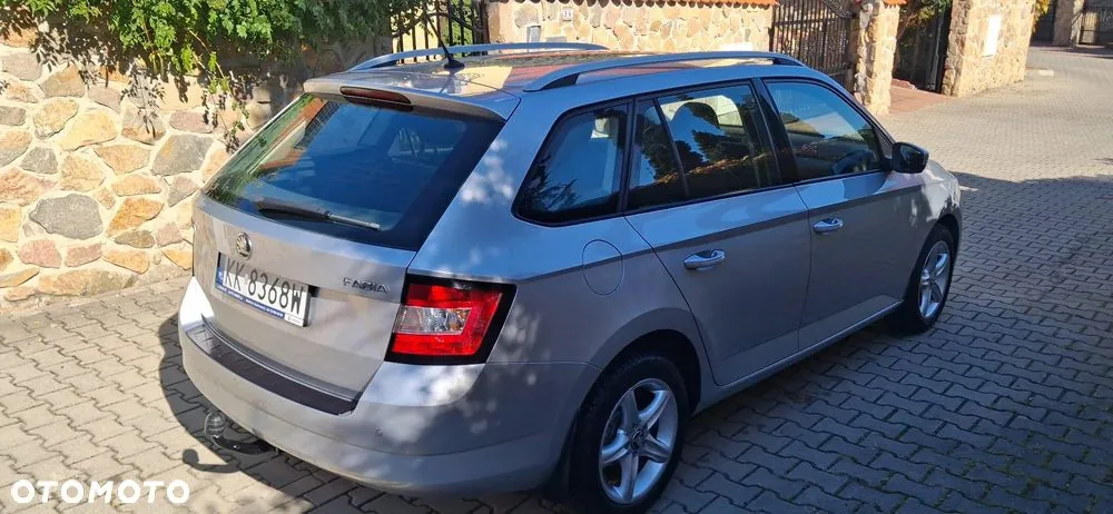 Skoda Fabia 2016 photo 5