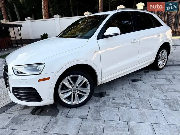 Audi Q3 2017 photo 2