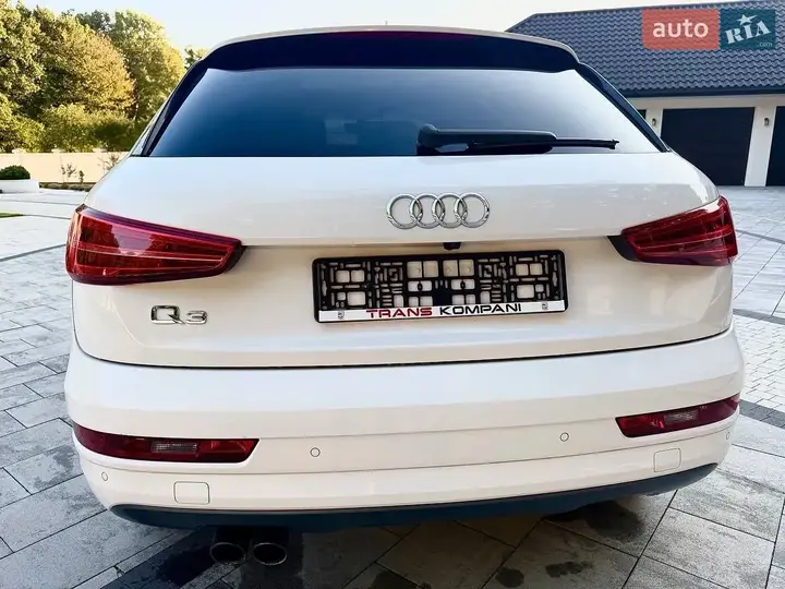 Audi Q3 2017 photo 3