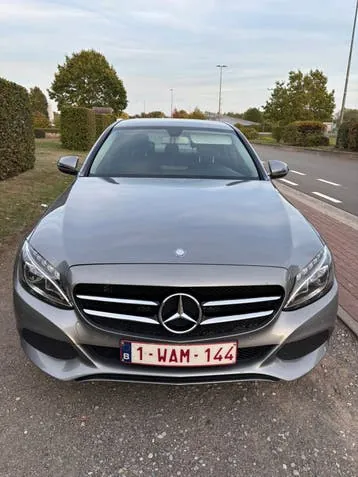 Mercedes-Benz C180
