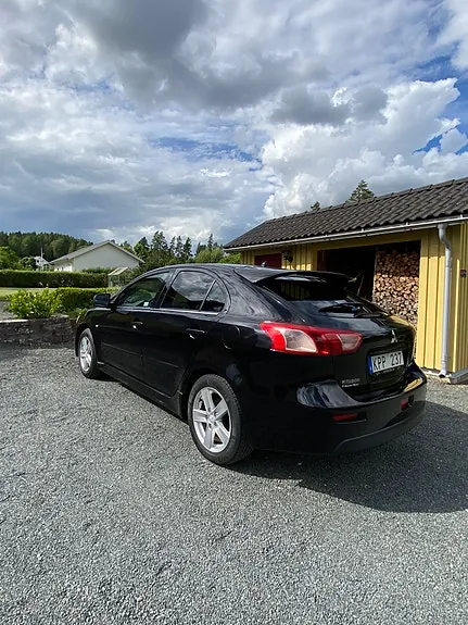 Mitsubishi Lancer 2010 photo 3