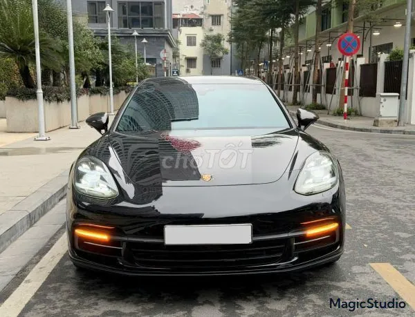 Porsche Panamera 2019 photo 2