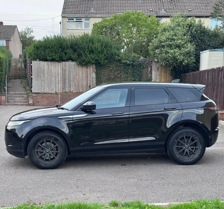 Land Rover Range Rover Evoque 2021 photo 2