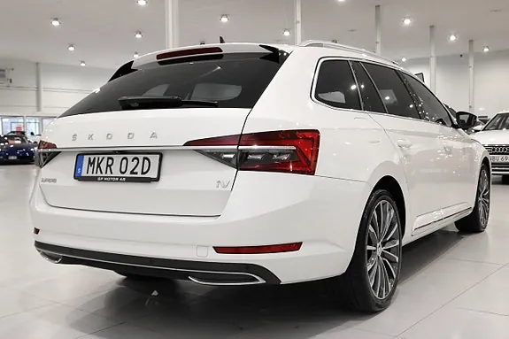 Skoda Superb 2021 photo 5