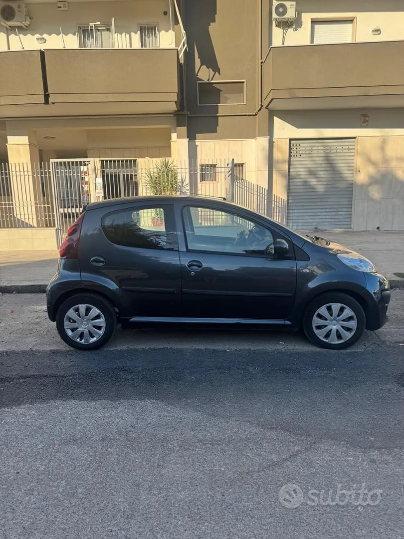 Peugeot 107 2012 photo 3