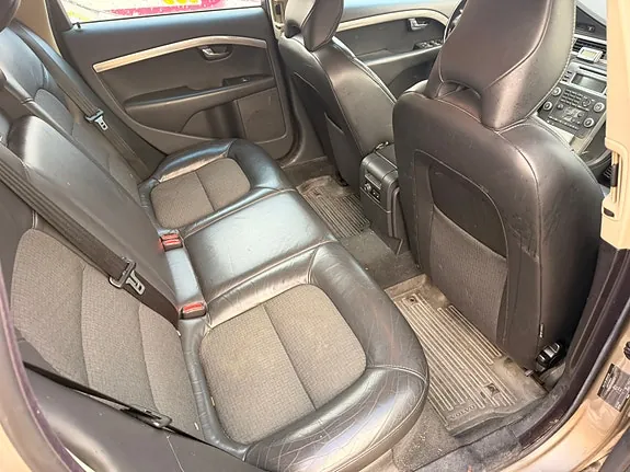 Volvo V70 2009 photo 4