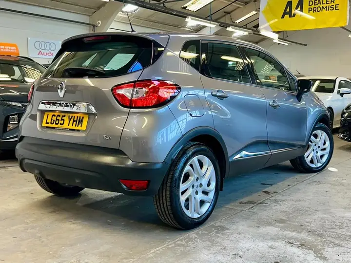 Renault Captur 2015 photo 4