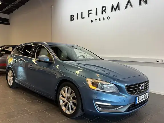 Volvo V60 2015 photo 2