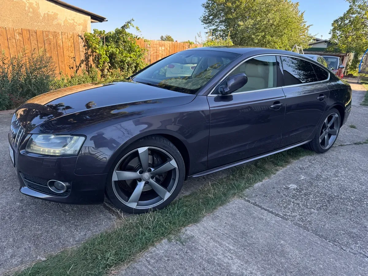 Audi A5 2011 photo 3
