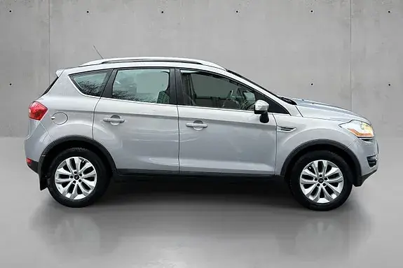 Ford Kuga 2012 photo 3