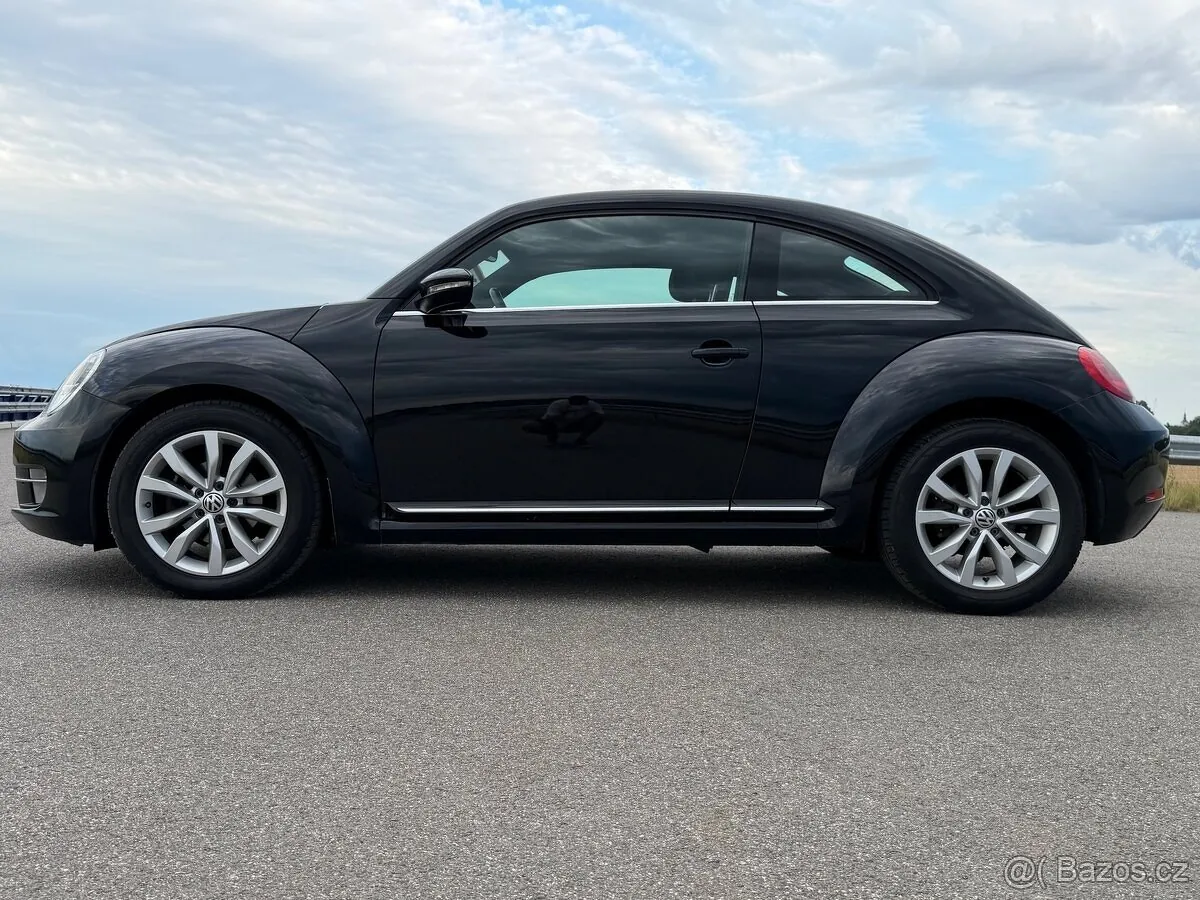 Volkswagen Beetle 2012 photo 3