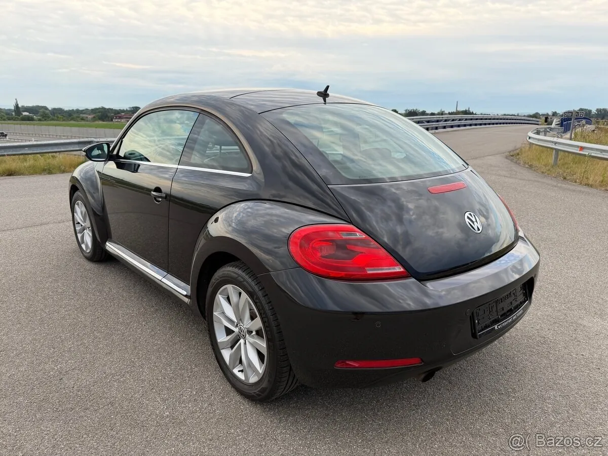 Volkswagen Beetle 2012 photo 5