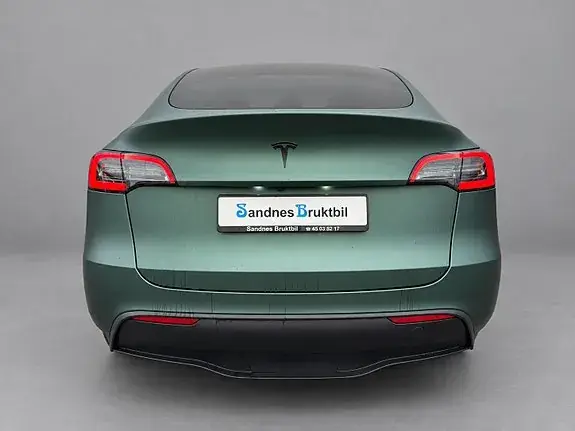 Tesla Model Y 2023 photo 4
