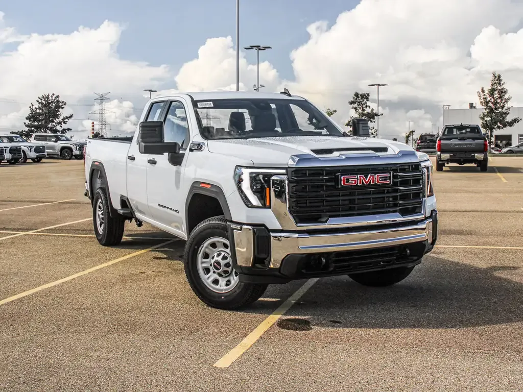 GMC Sierra 3500Hd 2026 photo 2