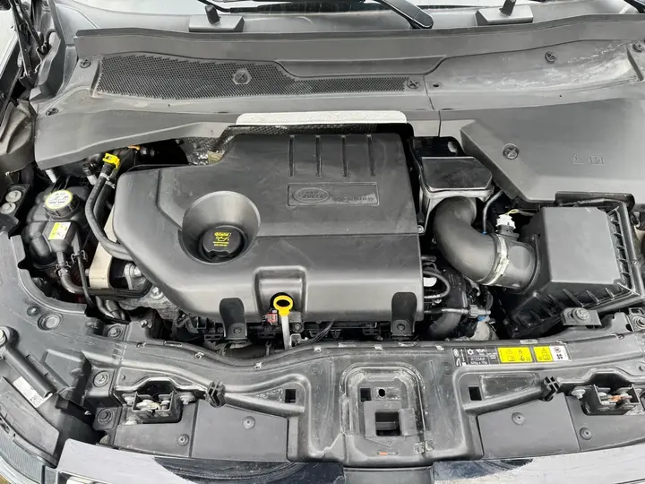 Land Rover Discovery Sport 2019 photo 2