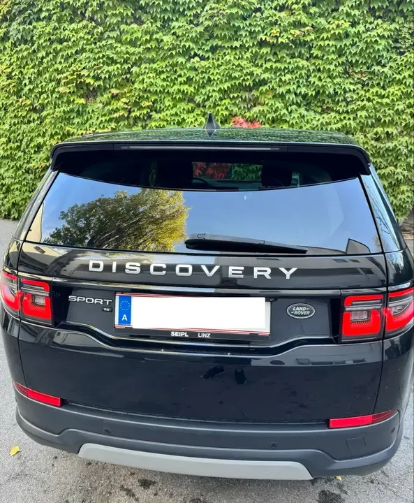 Land Rover Discovery Sport 2019 photo 3