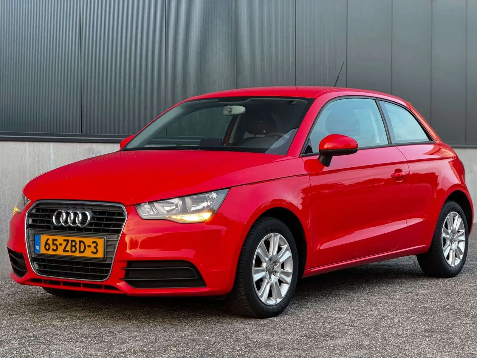 Audi A1 2012 photo 5
