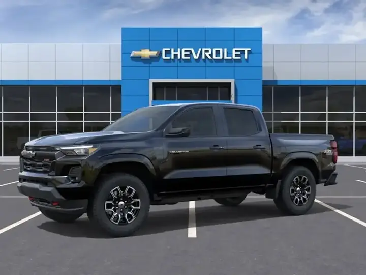 Chevrolet Colorado 2026 photo 2