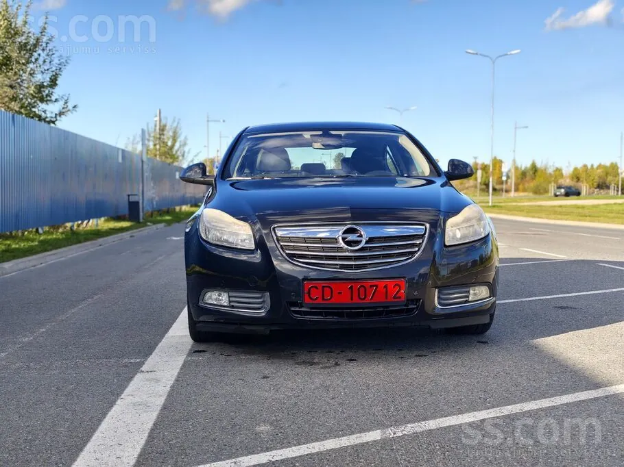 Opel Insignia 2011 photo 2
