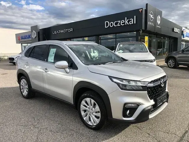 Suzuki S-Cross