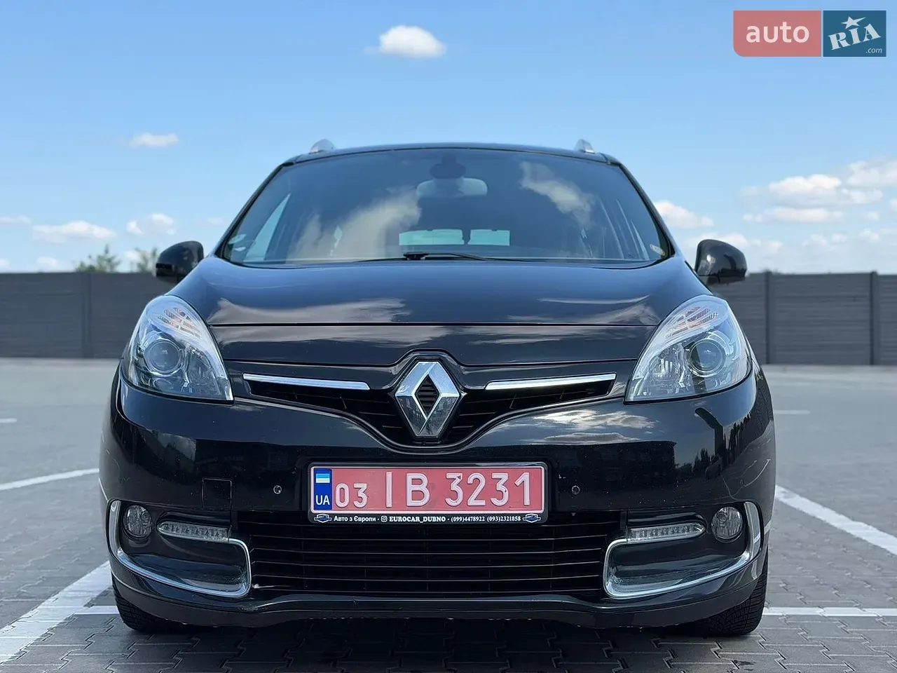 Renault Grand Scenic 2015 photo 2