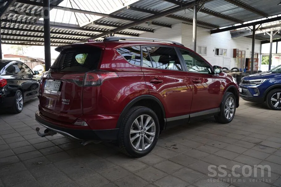 Toyota Rav4 2018 photo 4