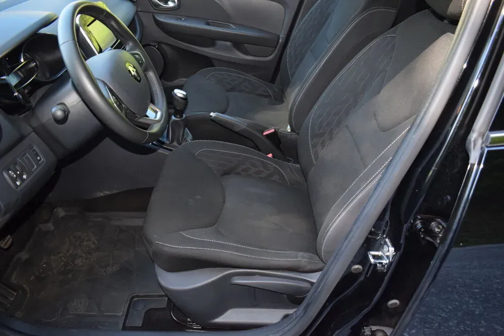 Renault Clio 2018 photo 2