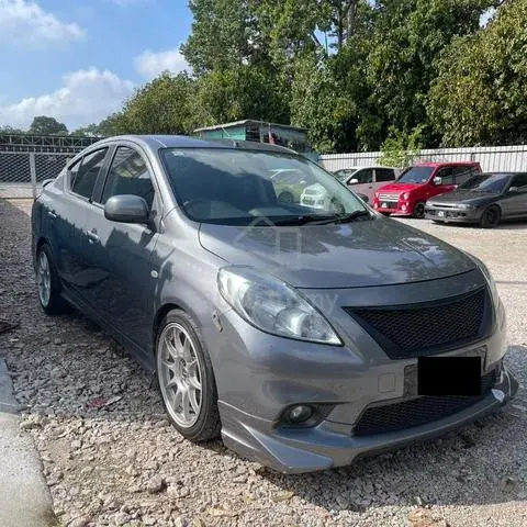 Nissan Almera
