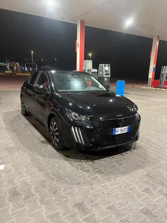 Peugeot 208 2026 photo 3