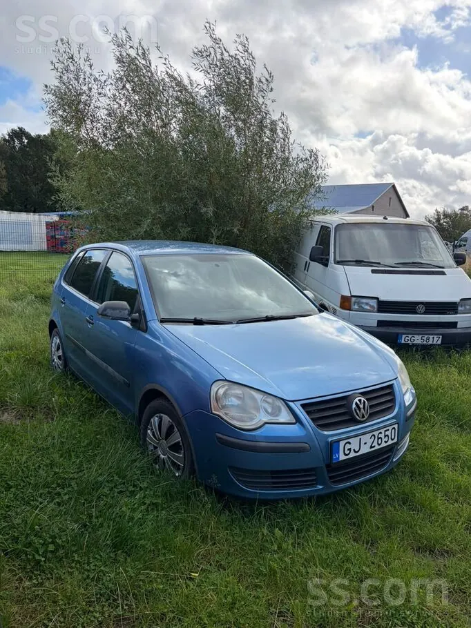 Volkswagen Polo 2007 photo 2