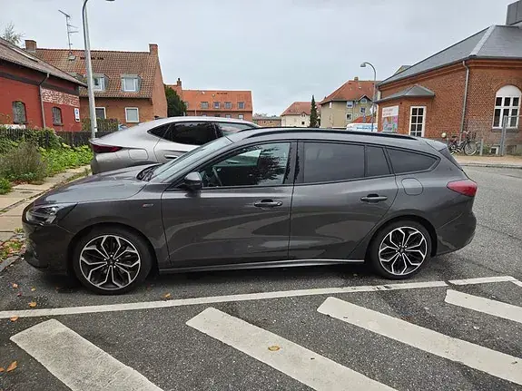 Ford Focus 2019 photo 4