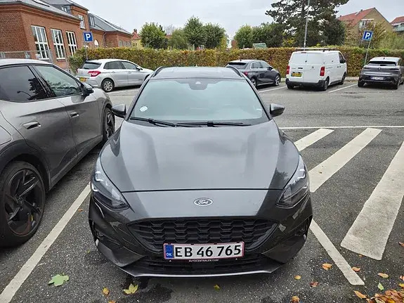 Ford Focus 2019 photo 2