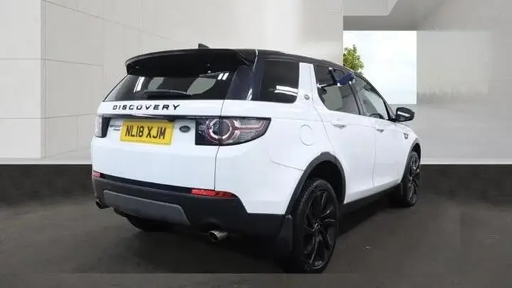 Land Rover Discovery Sport 2018 photo 4