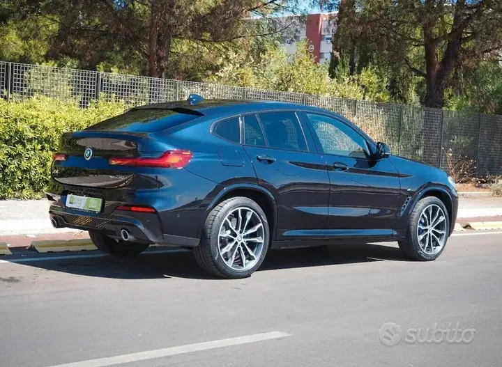 BMW X4 2021 photo 2