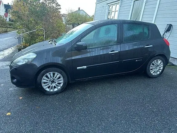 Renault Clio 2011 photo 4