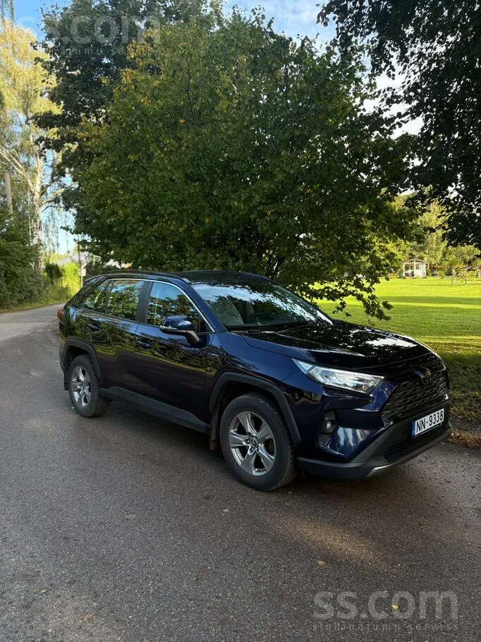 Toyota Rav 4 2023 photo 2