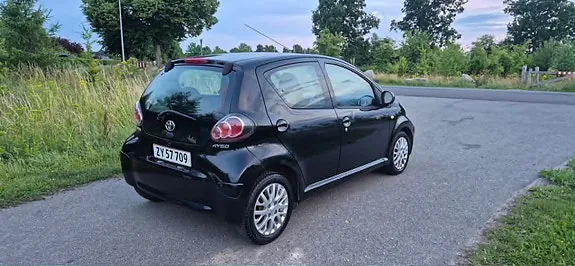 Toyota Aygo 2009 photo 4