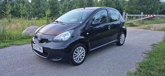 Toyota Aygo 2009 photo 2
